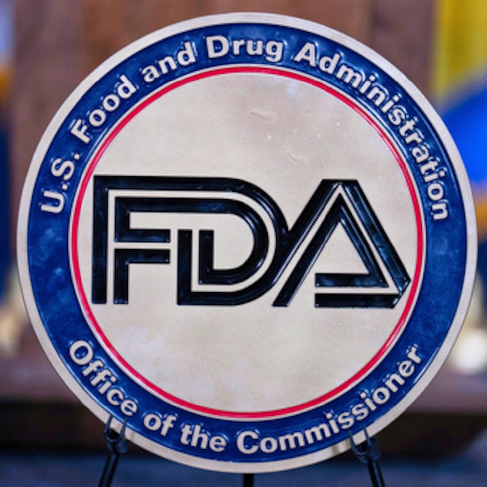 Grupos de defensa de la salud como el Centro para la Ciencia en el Interés Público llevan mucho tiempo instando a los consumidores a evitar los productos que contengan BHA porque algunos estudios han indicado que esta sustancia química provoca cáncer en ratas, ratones y hámsters. El BHA figura en la lista de carcinógenos conocidos de la Propuesta 65 de California desde 1990.