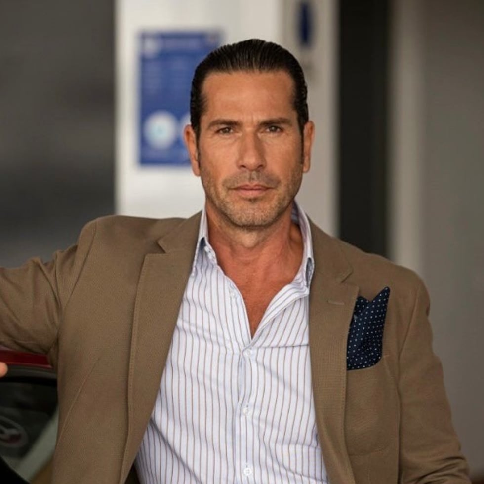 Gregorio Pernía interpretó a "El Titi" en la serie de Telemundo "Sin senos sí hay paraíso".