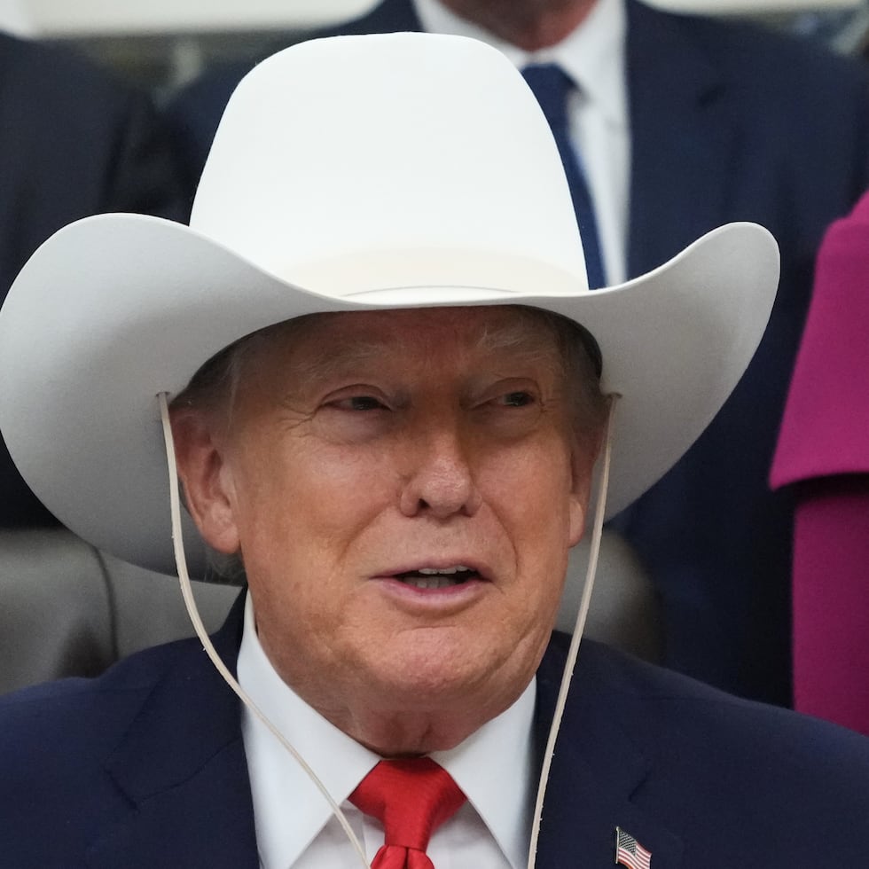 Esta medida se produce después de que las fuerzas estadounidenses incautaran la semana pasada un petrolero frente a las costas venezolanas.