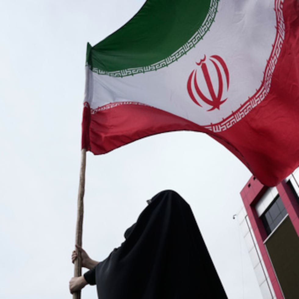 El funcionario, que participa en los esfuerzos de mediación, dijo que Irán aún insiste en poner fin al bloqueo de Estados Unidos sobre sus puertos antes de iniciar una nueva ronda de conversaciones con el gobierno de Trump.