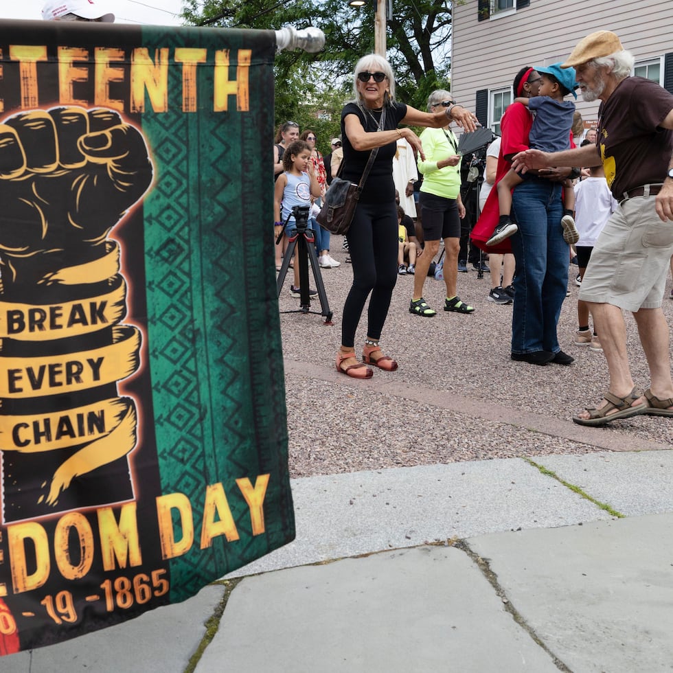 Aunque comenzó en Texas, las comunidades afroamericanas en otros estados comenzaron a celebrar “Juneteenth” como el Día de la Liberación. Es un feriado federal desde 2021 y actualmente se celebra en todos los Estados Unidos. (Archivo / AP)