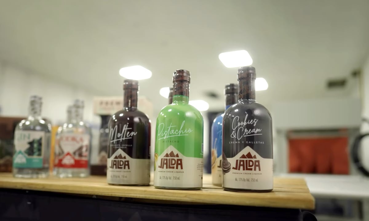 El empresario detrás de Jalda revela los secretos del éxito de la marca desde Aibonito
