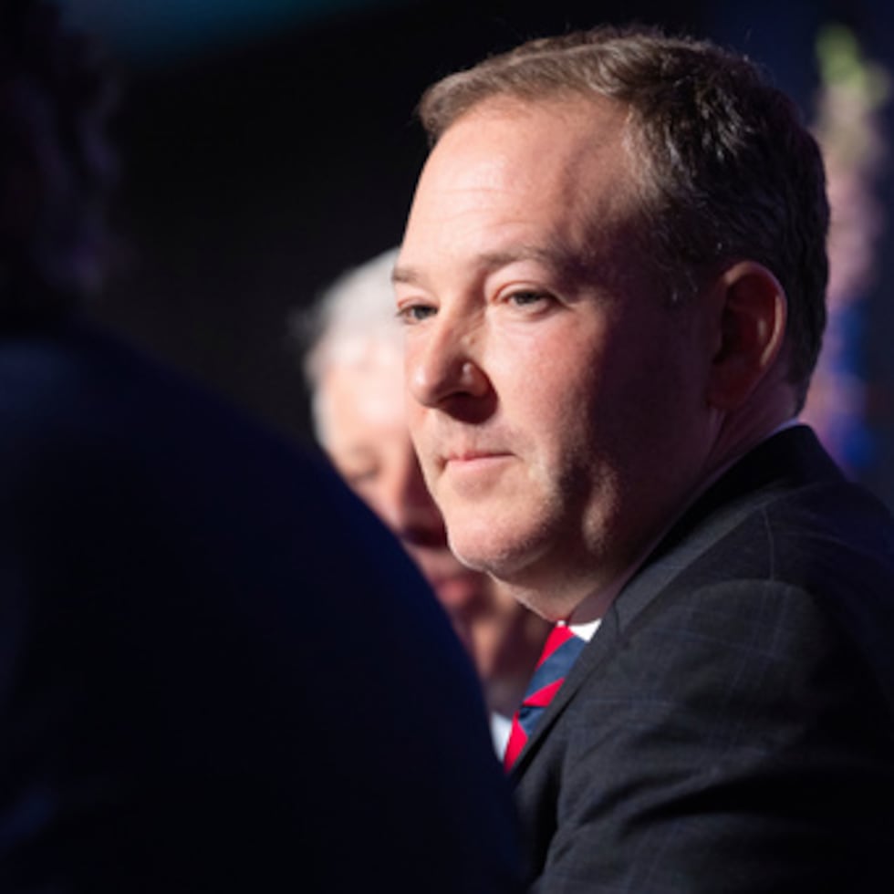 Lee Zeldin ha criticado a sus predecesores en las administraciones demócratas, diciendo que estaban “dispuestos a llevar al país a la bancarrota” en un esfuerzo por combatir el cambio climático.