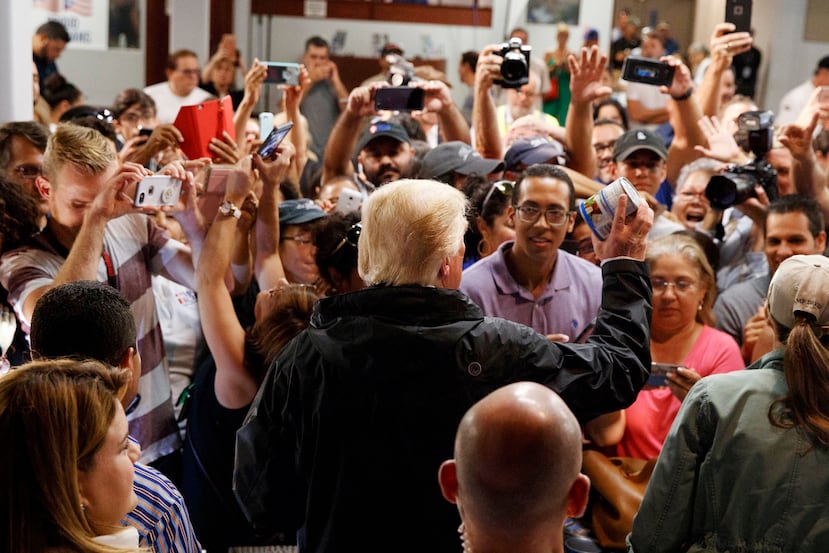 Donald Trump en la iglesia Calvary Chapel. (AP / Evan Vucci)