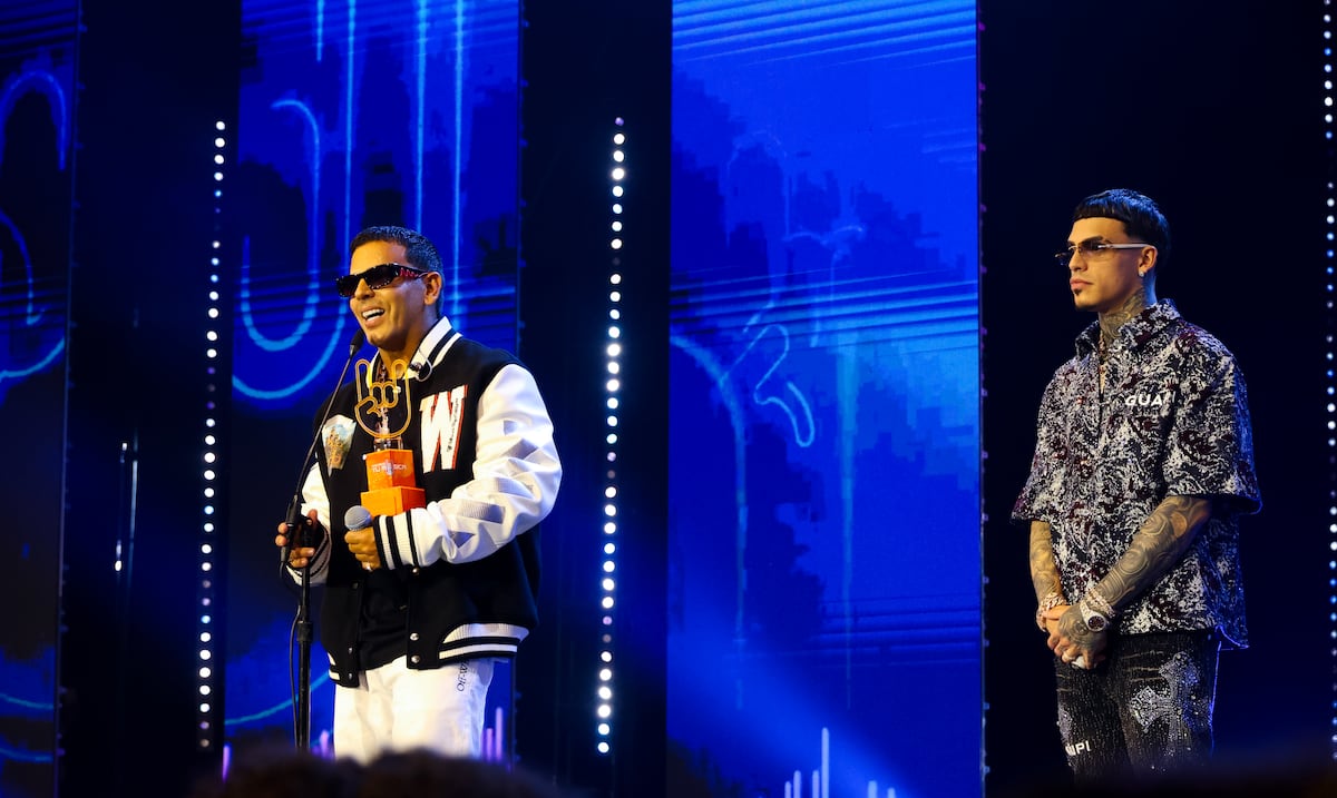 Bad Bunny y María Becerra, grandes ganadores de los Premios Tu Música Urbano Mix 2026