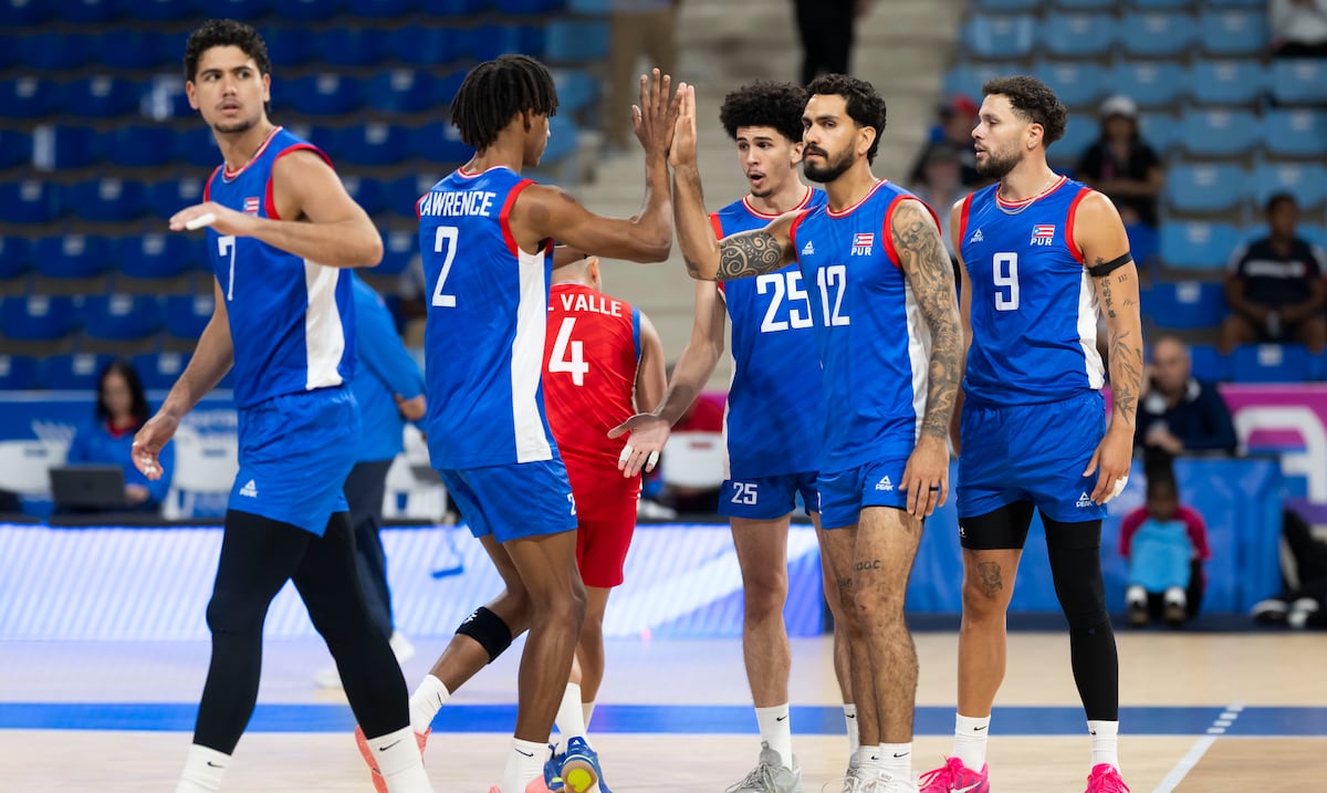 Puerto Rico obtiene la plata en una reñida final de voleibol masculino ante Colombia
