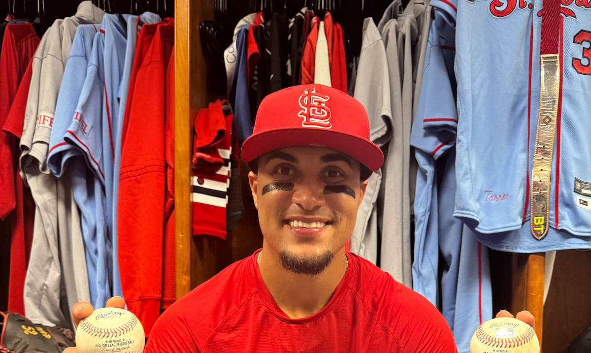 Bryan Torres debuta en Grandes Ligas con jonrón en victoria 8-1 de los Cardenales