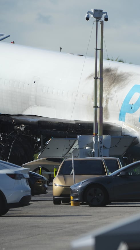 Cinco personas murieron y otras cinco resultaron heridas tras el accidente, según informaron las autoridades.