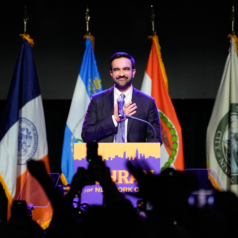 Zohran Mamdani reafirmó su agenda social, durante su mensaje de victoria el martes en la noche.