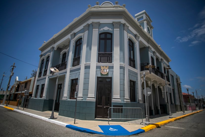 La Antigua Alcaldía, es hoy día el Museo de Arte e Historia de Guánica Don Pedro Juan Vargas.