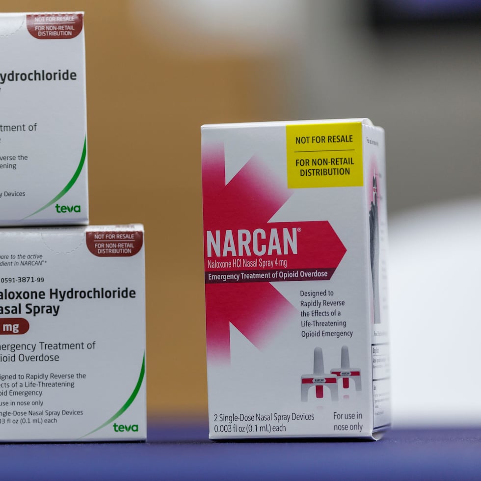 As part of the agreement, some 5,256 naloxone (Narcan) kits, the drug used to treat opioid overdoses, will be distributed in 109 Type III ambulances.