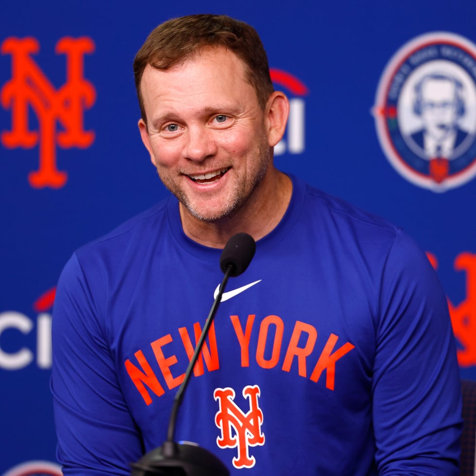 El mánager interino Andy Green de los Mets de Nueva York responde a preguntas durante una rueda de prensa, el domingo 20 de septiembre de 2026, en Nueva York. (AP Foto/Noah K. Murray)