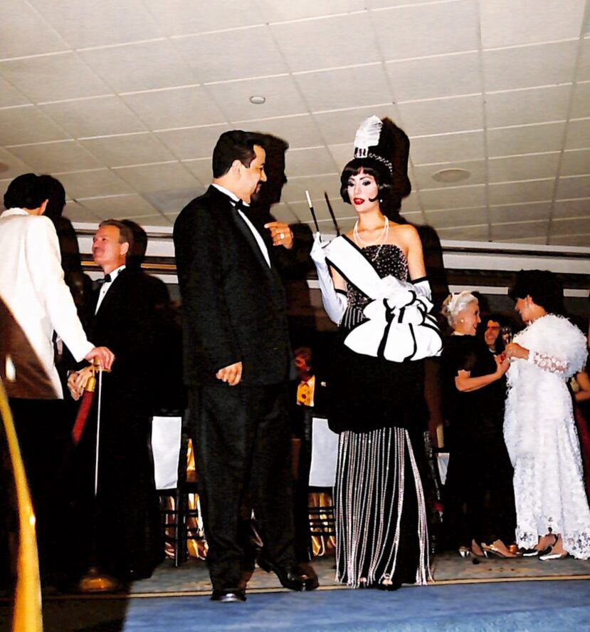 Para celebrar las dos décadas del acontecimiento, el motivo seleccionado transportó a sus invitados a los años 20 -la época dorada del glamur y el arte.