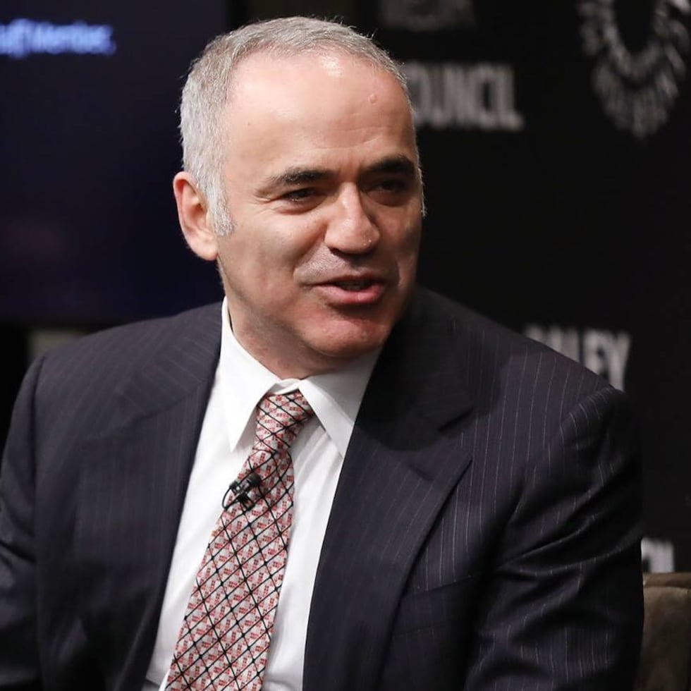 La Justicia rusa dictó este martes el arresto en ausencia contra el opositor ruso y ajedrecista Gari Kasparov, acusado de justificar el terrorismo por sus críticas a la guerra en Ucrania.