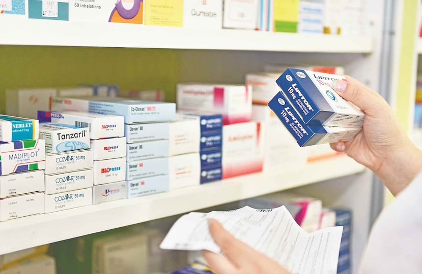 Las cadenas de farmacias ofrecerán servicios en el recetario, mientras la mayoría de las farmacias de comunidad permanecerán cerradas.