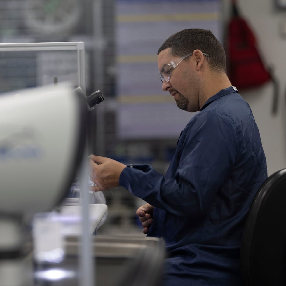 The pharmaceutical company will expand its manufacturing lines for the Aveir Delivery System.