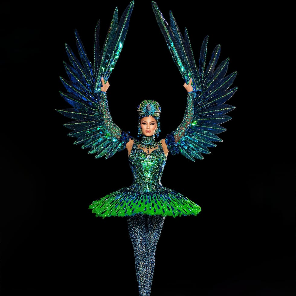 Zashely Alicea will take the creation, designed and made by Joshuan Aponte, to Thailand.
