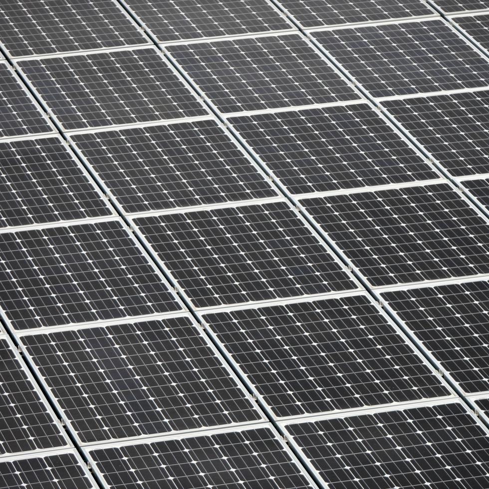 El BEDR, según Michael Juarbe, gerente senior de relaciones gubernamentales de Sunnova, “da la oportunidad de que los clientes de Sunnova provean a la red eléctrica parte de la energía que tienen almacenada en la batería y, a su vez, sean compensados.
