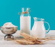 Aunque la leche de vaca sigue siendo la más popular según las ventas al por menor, las alternativas no lácteas alcanzaron el año pasado una cifra estimada de $2,950 millones, un 54% más que cinco años antes.