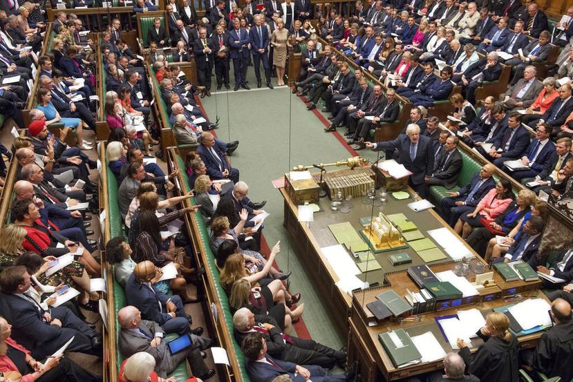 Lss dos cámaras de Westminster declararon el fin del periodo de sesiones y cerraron hasta el 14 de octubre. (AP)