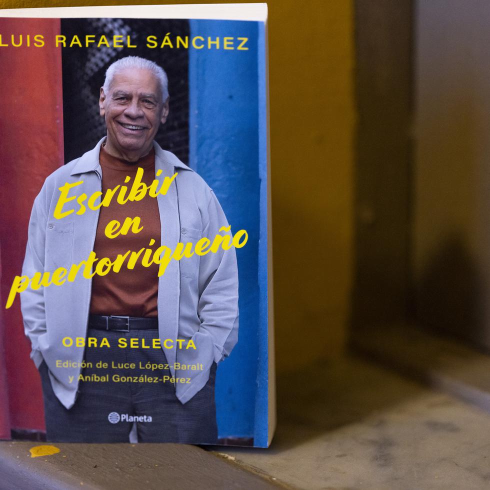 Presentación de la nueva antología del célebre escritor Luis Rafael Sánchez, “Escribir en puertorriqueño”, en la Academia Puertorriqueña de la Lengua Española.