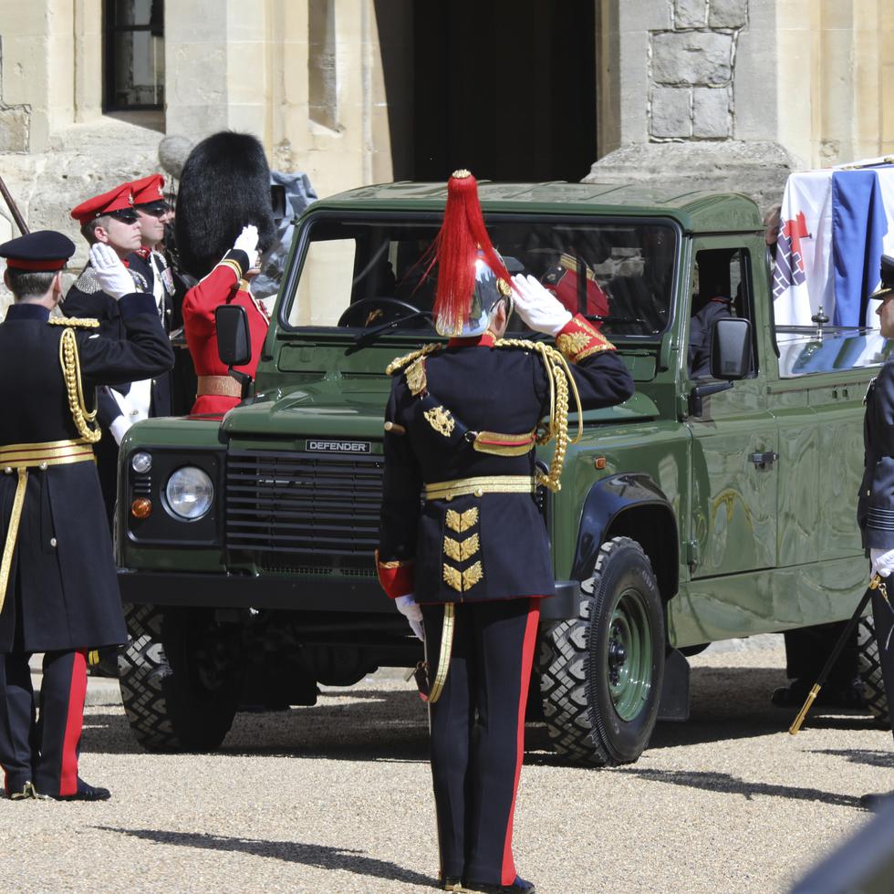 Inicia el funeral del príncipe Philip en el castillo de Windsor en Windsor, Inglaterra. (Foto: AP)