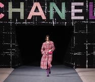En total, el Met expondrá más de 80 piezas que "documentan" el trabajo de las diseñadoras e incluirá piezas "icónicas" de Gabrielle "Coco" Chanel.