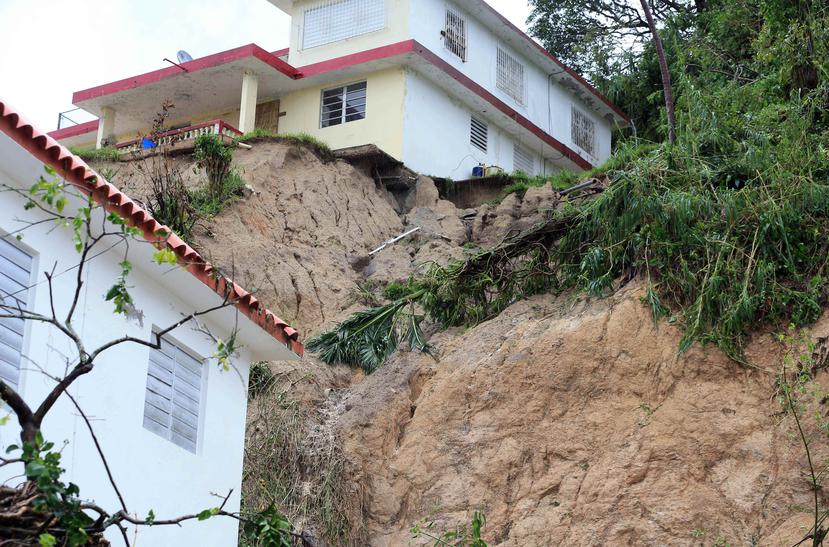 Tres hermanas fallecieron en Utuado a causa de un deslizamiento.