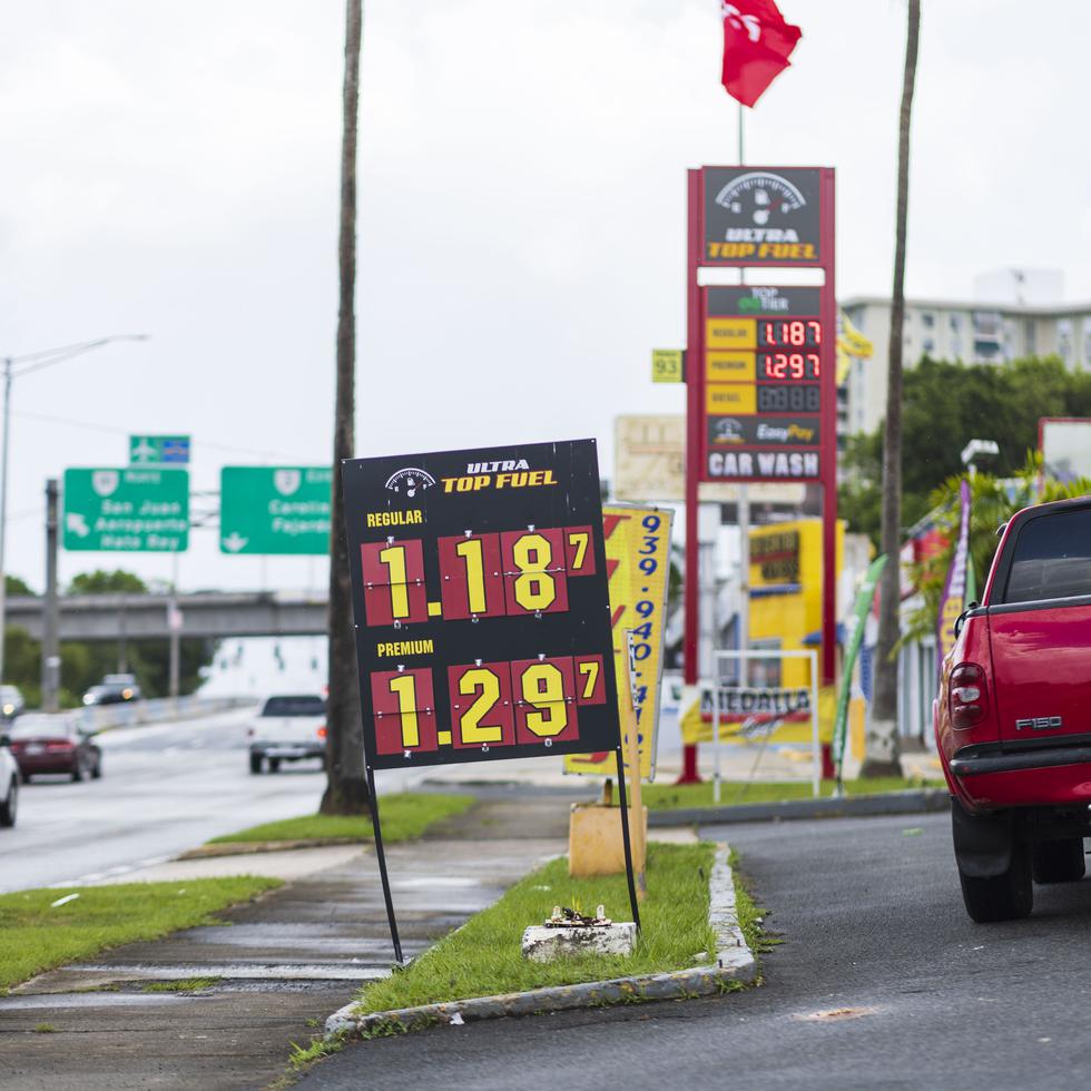 La crudita es un impuesto sobre el barril de petróleo y sus derivados, que elevó entre tres y cuatro centavos el costo de la gasolina en el país.