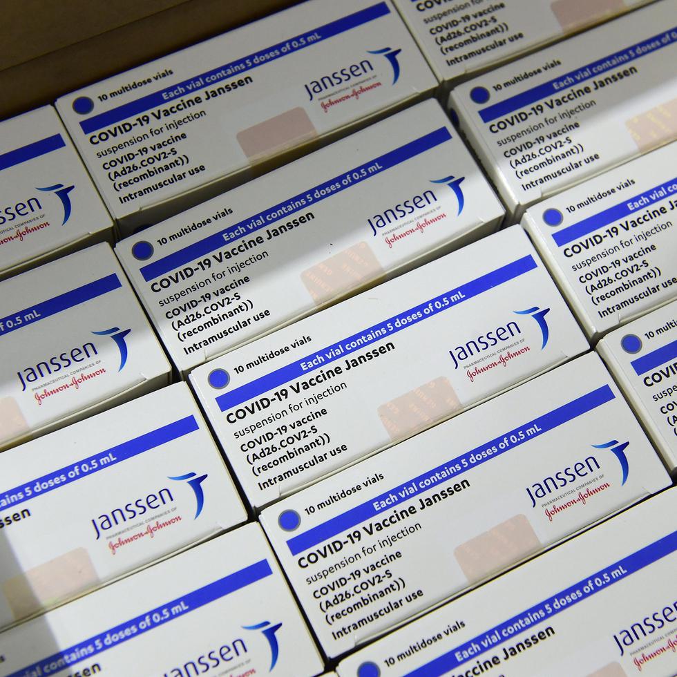 Millones de dosis de la vacuna de Janssen Pharmaceutical fueron contaminadas con ingredientes de otra vacuna, desarrollada por AstraZeneca.