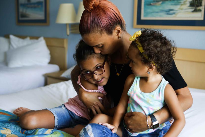 Vilmary Rosado, de Bayamón, llegó con sus dos hijas de 2 y 8 años a Florida tras el huracán María y es una beneficiaria del programa de asistencia temporal de vivienda de FEMA.