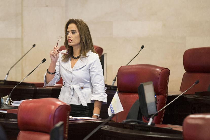 En la foto, la senadora Rossana López durante una sesión del Senado.
