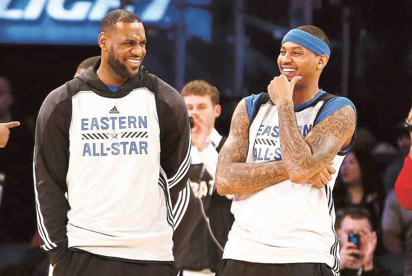 Lebron James y Carmelo Anthony en el Juego de Estrellas de la NBA de 2015. (AP)
