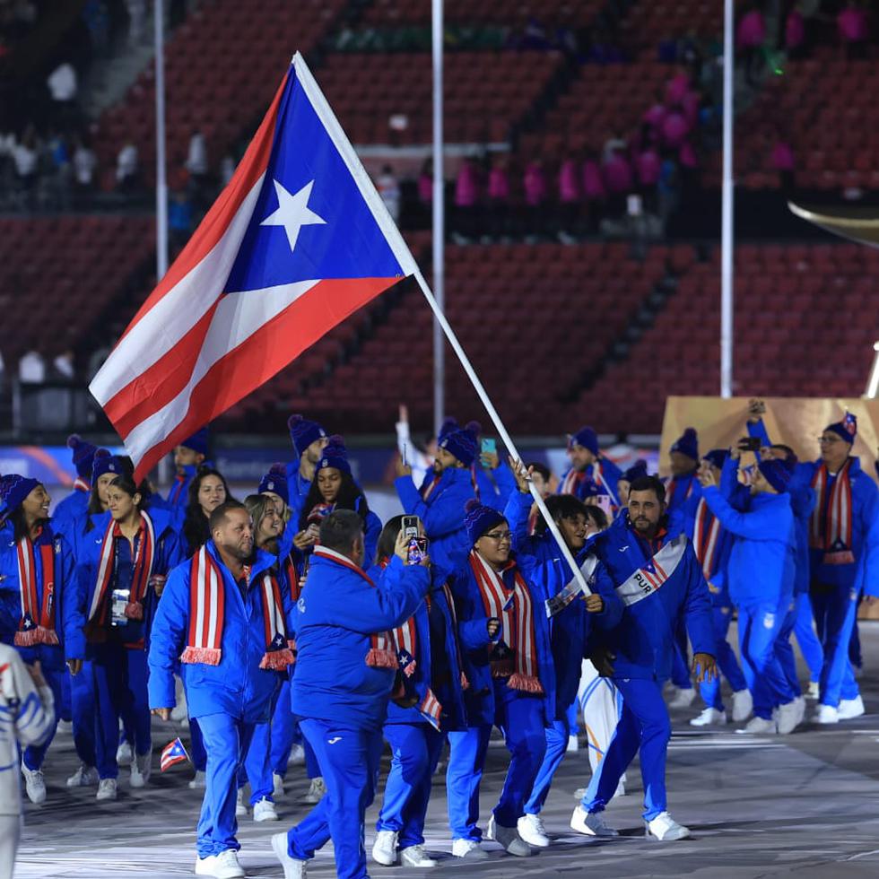 La delegación de Puerto Rico en la ceremonia de apertura de los Juegos Panamericanos de Santiago 2023.