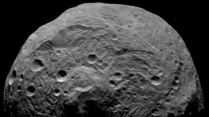 La NASA asegura que no existe ninguna amenaza para el planeta y destaca que presenta más cráteres de los que es costumbre observar en este tipo de cuerpos celestes. (Captura / NASA)
