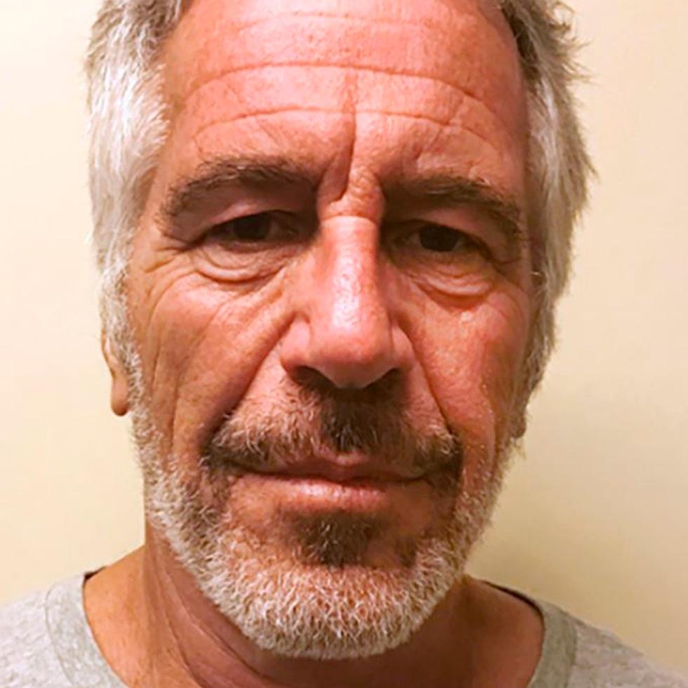 Hace más de cuatro años, Epstein se quitó la vida en el Centro Penitenciario Metropolitano de Nueva York, cuando iba a ser enjuiciado por tráfico sexual y asociación ilícita.