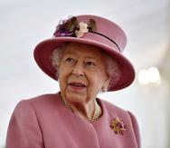Se dice que la reina Elizabeth está ansiosa por retomar sus actividades presenciales. (Foto: Archivo)