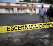 El crimen de esta mañana fue un doble asesinato, en el que las víctimas fueron ultimadas frente a la Torre 2 del residencial Los Claveles, en Trujillo Alto.