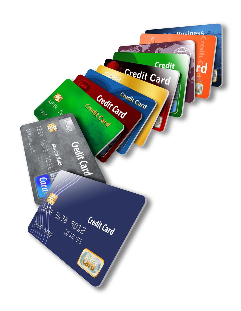 El consumidor debe conocer cuáles son sus hábitos de consumo -como por ejemplo, si suele gastar más en restaurantes o en compras por internet- para determinar qué tarjeta de crédito y programa de recompensas le convienen más.