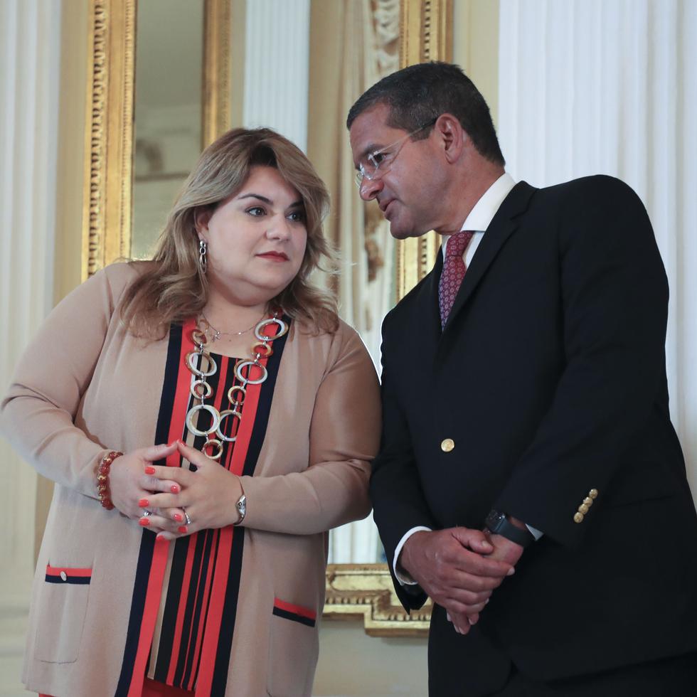 Jenniffer González y Pedro Pierluisi se disputan la candidatura a la gobernación del PNP.
