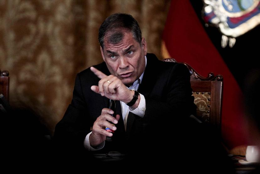El mandatario saliente, Rafael Correa se ha enfrentado y ha atacado a diversos sectores que no han estado de acuerdo con sus políticas. (EFE)