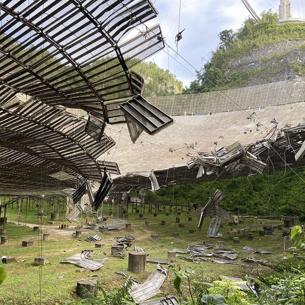 El radiotelescopio del Observatorio Arecibo colapsó el 1 de diciembre de 2020.