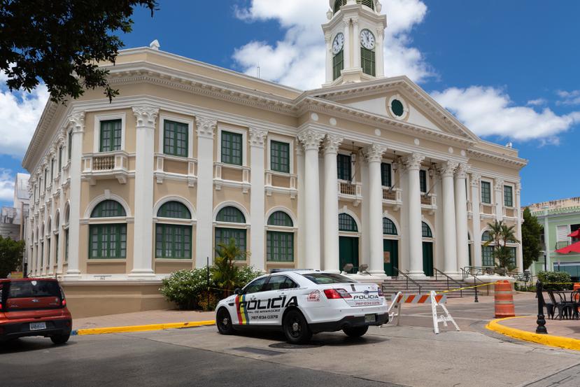 Osvaldo Rodríguez, quien era uno de los ayudantes principales del alcalde de Mayagüez y a su vez sue hermano, fue quien supuestamente pidió dinero para el comité del PPD en ese municipio.