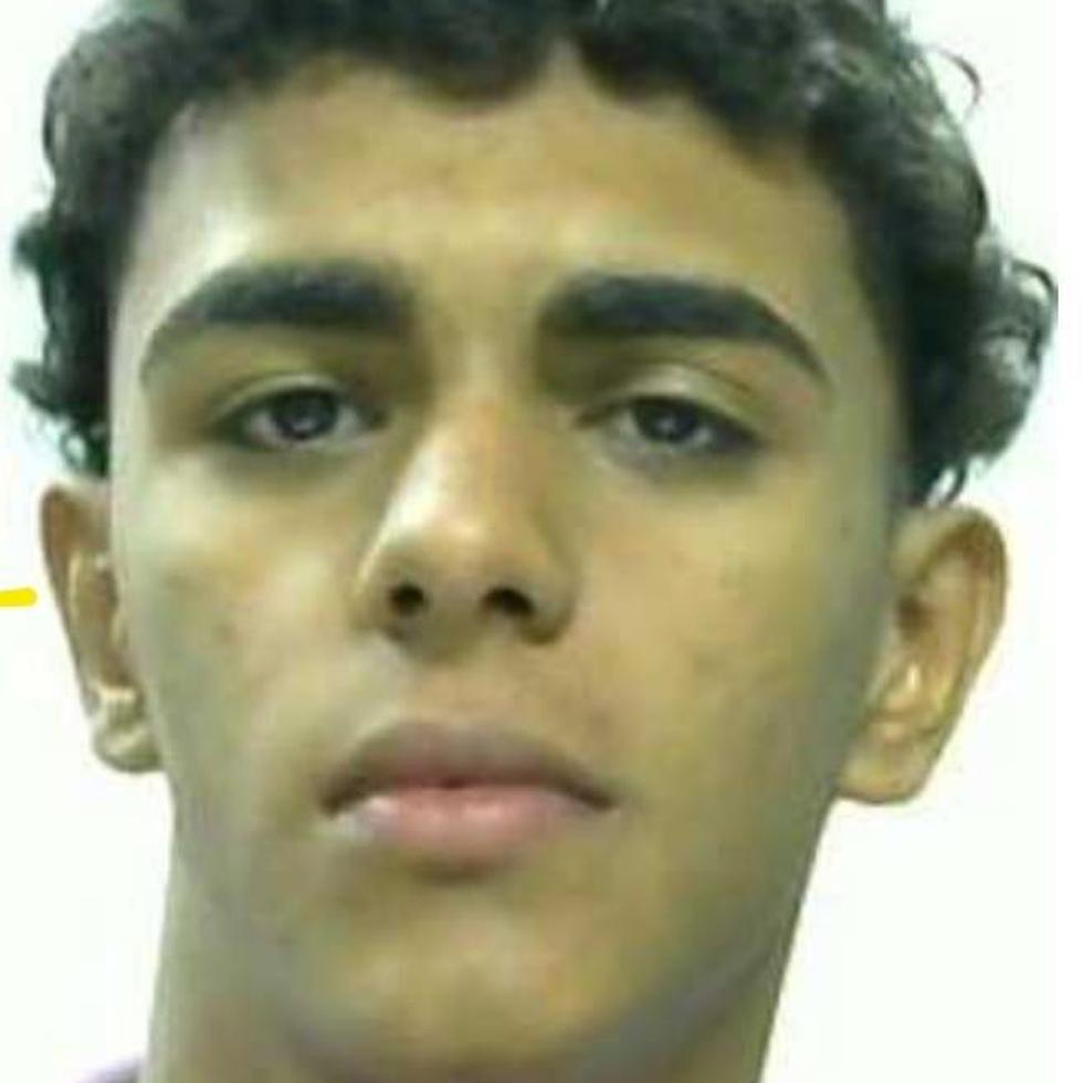 Carlos Aníbal Rosado Martínez, de 23 años, identificado como el sospechoso del asesinato del joven de 17 años, residente de Maryland, que resultó asesinado anoche en Isla Verde, como producto de un altercado en la playa.