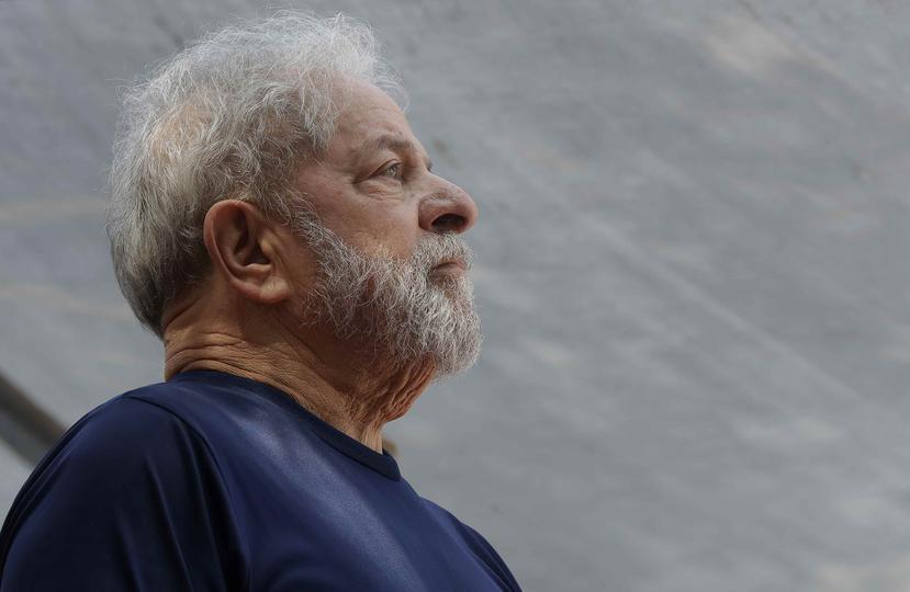 Lula da Silva cumple una pena de 12 años de prisión por corrupción y lavado de dinero. (AP/Andre Penner)