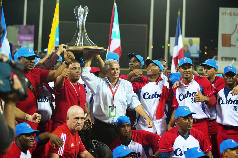 La novena de Cuba cargó con el cetro caribeño en la justa de 2015 celebrada en el estadio Hiram Bithorn.
