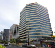 En la foto, el edificio American International Plaza en Hato Rey, que alberga las oficinas del Standard International Bank, LLC.