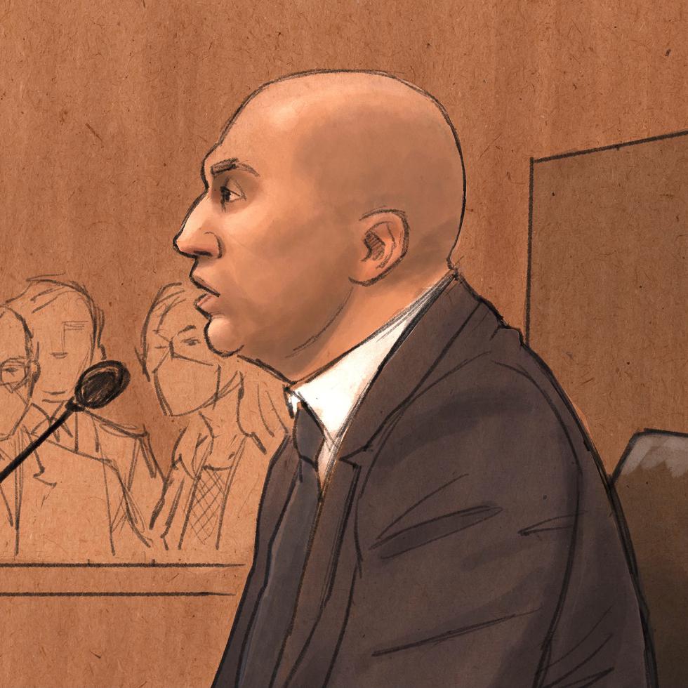 En este boceto de la sala, el expolicía de Minneapolis, J. Alexander Kueng, testifica durante su juicio por el asesinato de George Floyd.