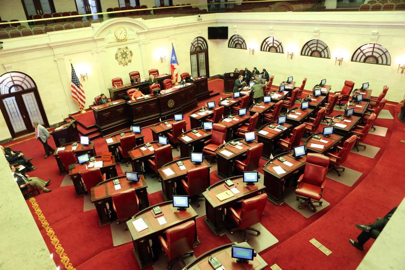 Tanto la Cámara como el Senado tienen órdenes administrativas para exigir el registro de cabilderos.