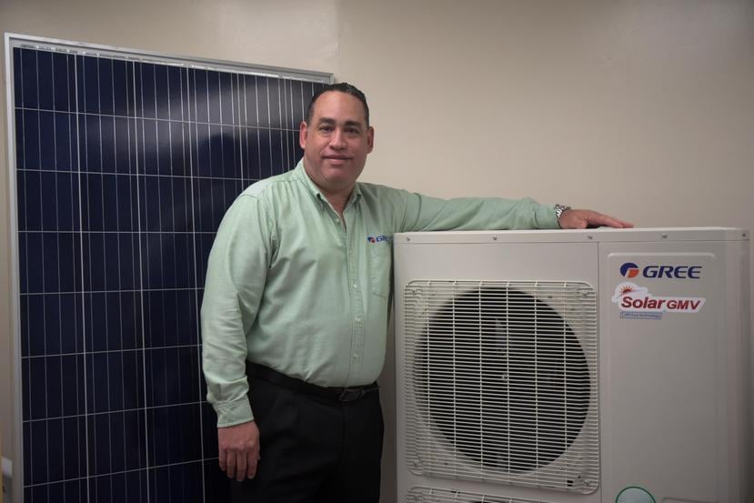 Vega indicó que los centros de cuido, oficinas profesionales, escuelas, colegios y cualquier negocio que opere durante el día son ideales para que instalen acondicionadores solares.